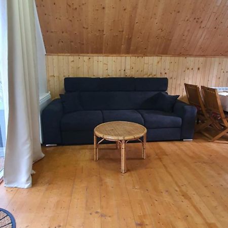 Cabana Din Livada Pucioasa Экстерьер фото