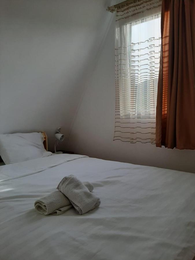 Cabana Din Livada Pucioasa Экстерьер фото