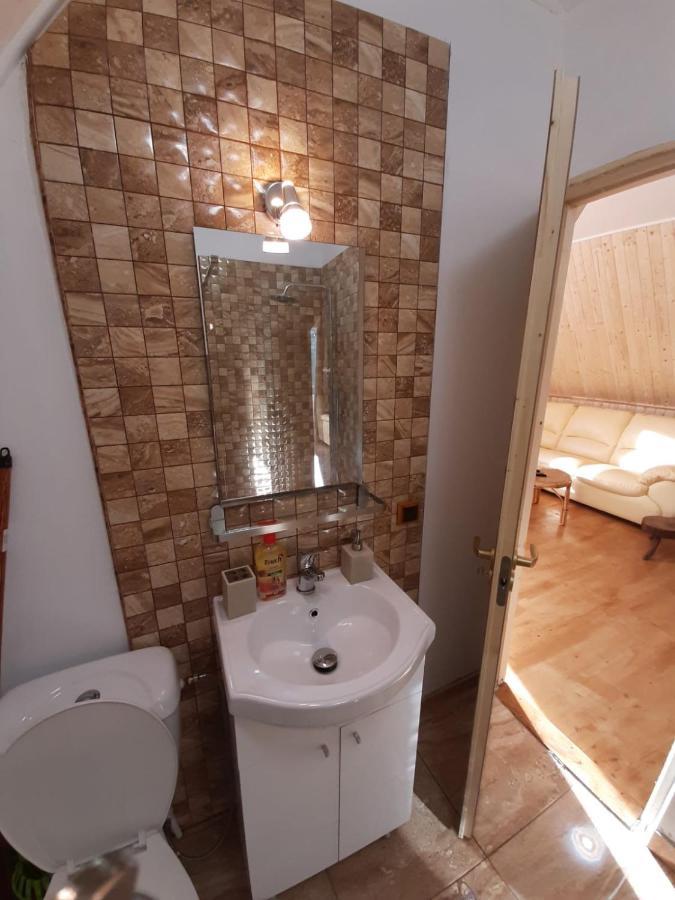 Cabana Din Livada Pucioasa Экстерьер фото