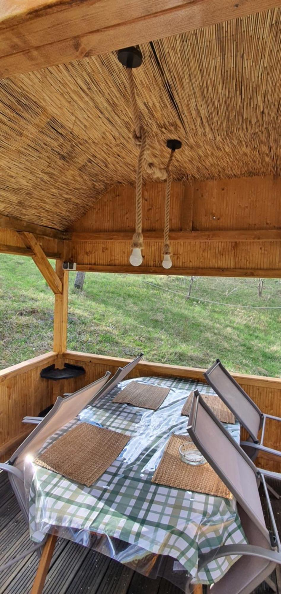 Cabana Din Livada Pucioasa Экстерьер фото