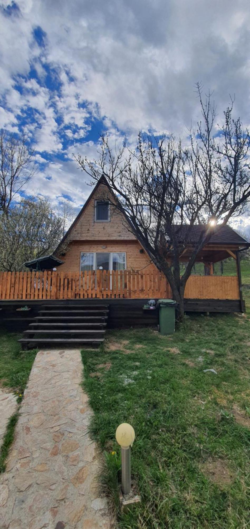 Cabana Din Livada Pucioasa Экстерьер фото